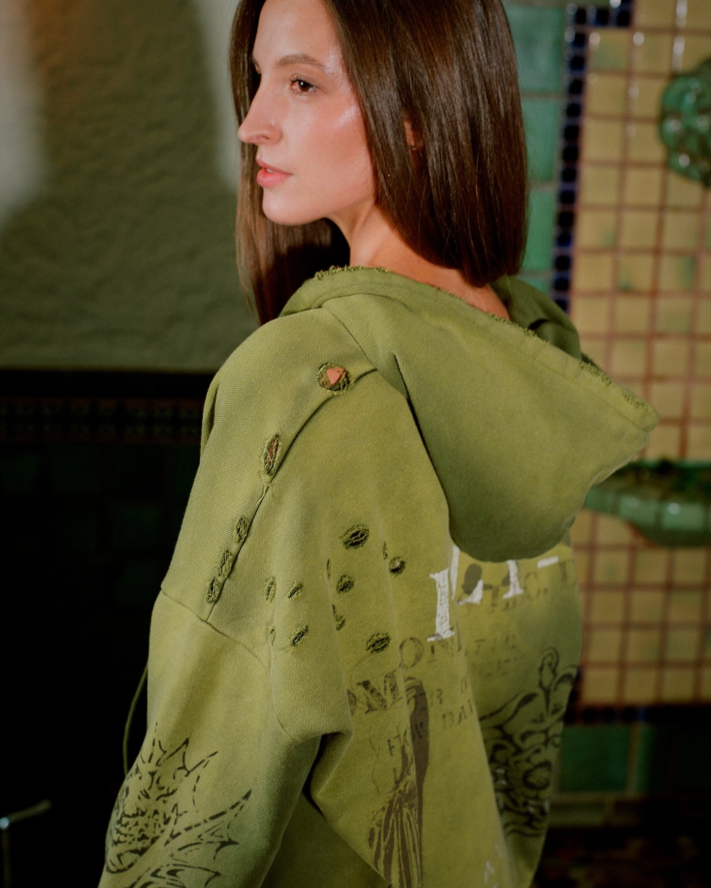 MANTRA TRASHED ZIP UP