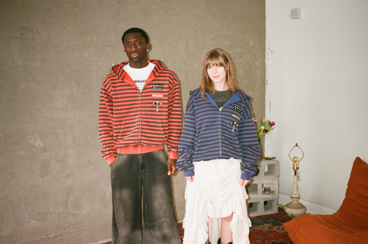 PATCH RED STRIPED ZIP UP