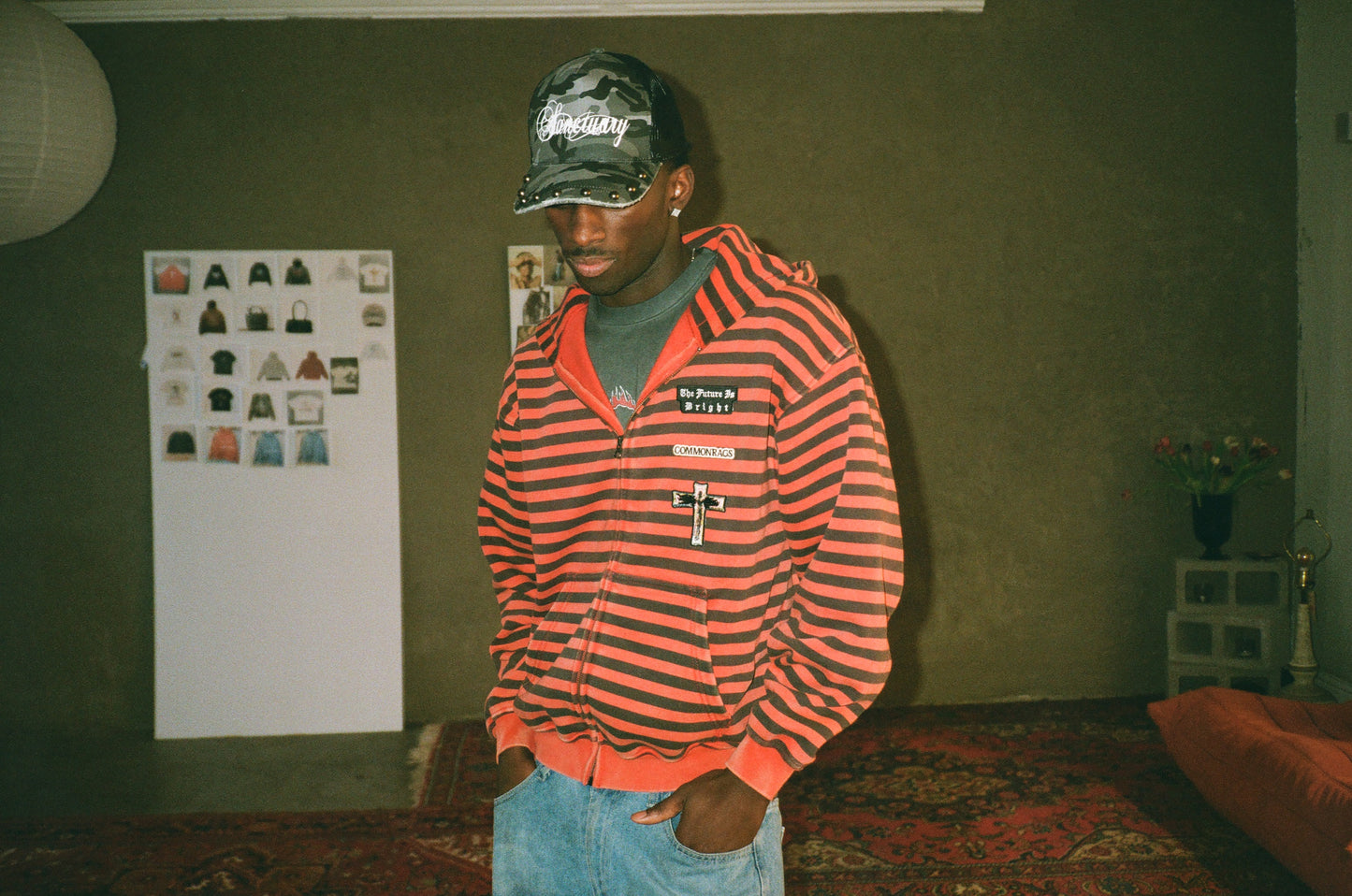PATCH RED STRIPED ZIP UP